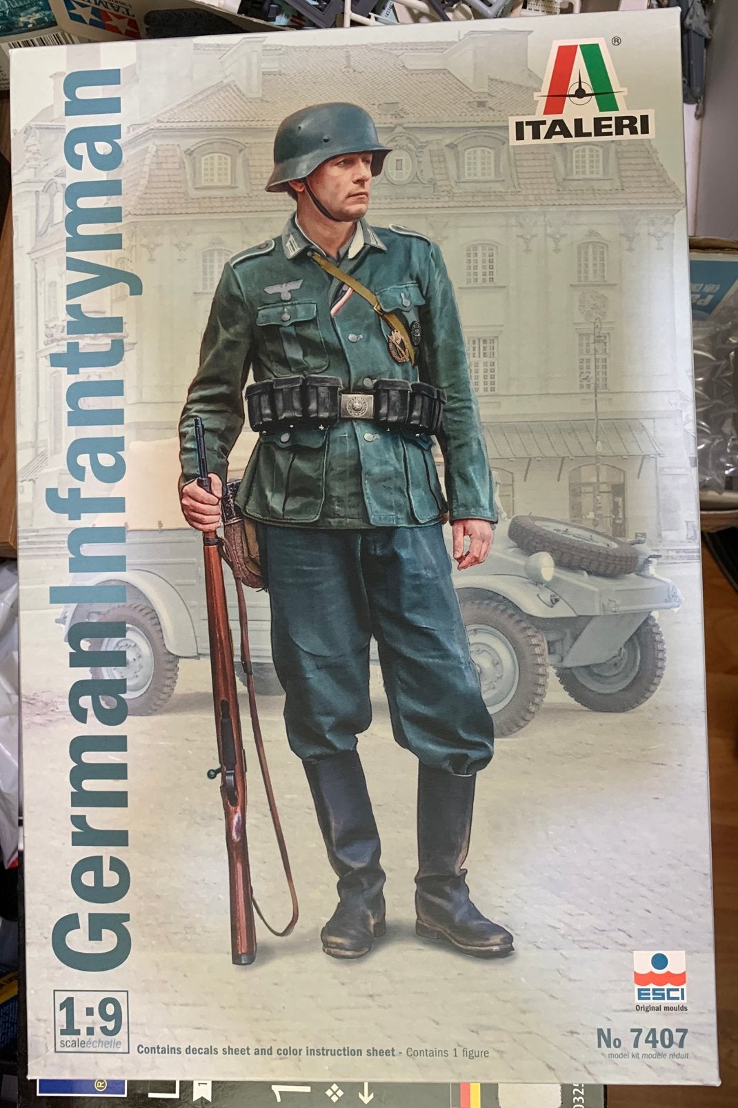 German Infantry Man schaal 1:9 nieuw in doos ITALERI, Hobby en Vrije tijd, Modelbouw | Figuren en Diorama's, Ophalen of Verzenden