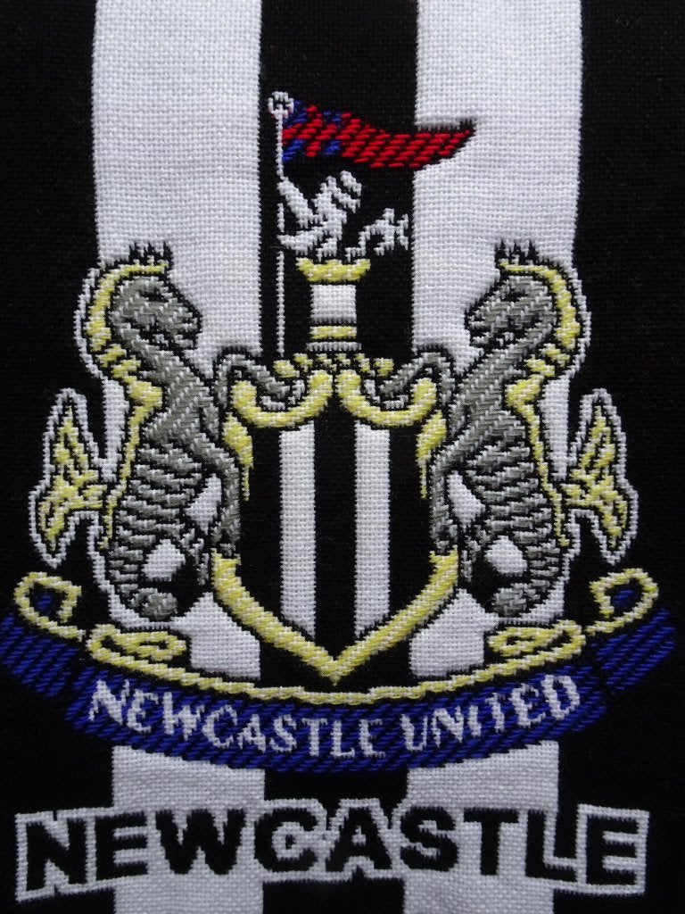 sjaal Newcastle United, Ophalen of Verzenden, Nieuw, Buitenlandse clubs, Vaantje of Sjaal