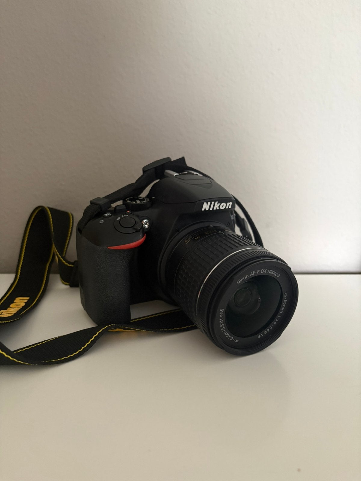 Nikon D3500, Audio, Tv en Foto, Spiegelreflex, Accu, Ophalen of Verzenden, Zo goed als nieuw