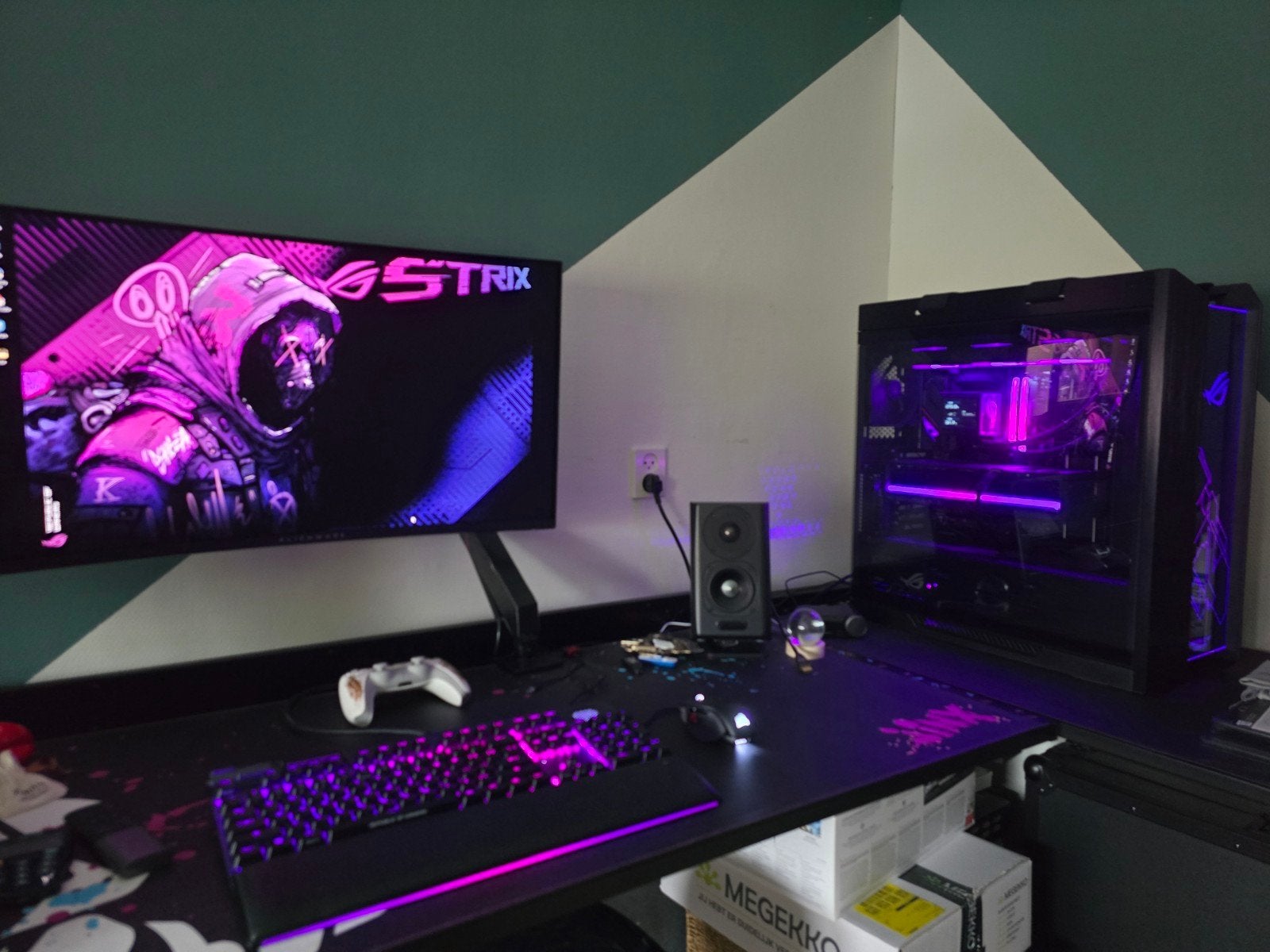 ASUS ROG Astral GeForce RTX 5090 OC 32GB – zeer jong!, Computers en Software, Ophalen, GDDR6, Nieuw, HDMI