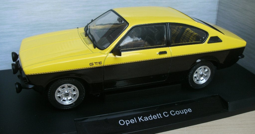 (44) . OPEL KADETT C COUPE GT/E . yellow black . modelcar ., Ophalen of Verzenden, Zo goed als nieuw, Auto, Overige merken
