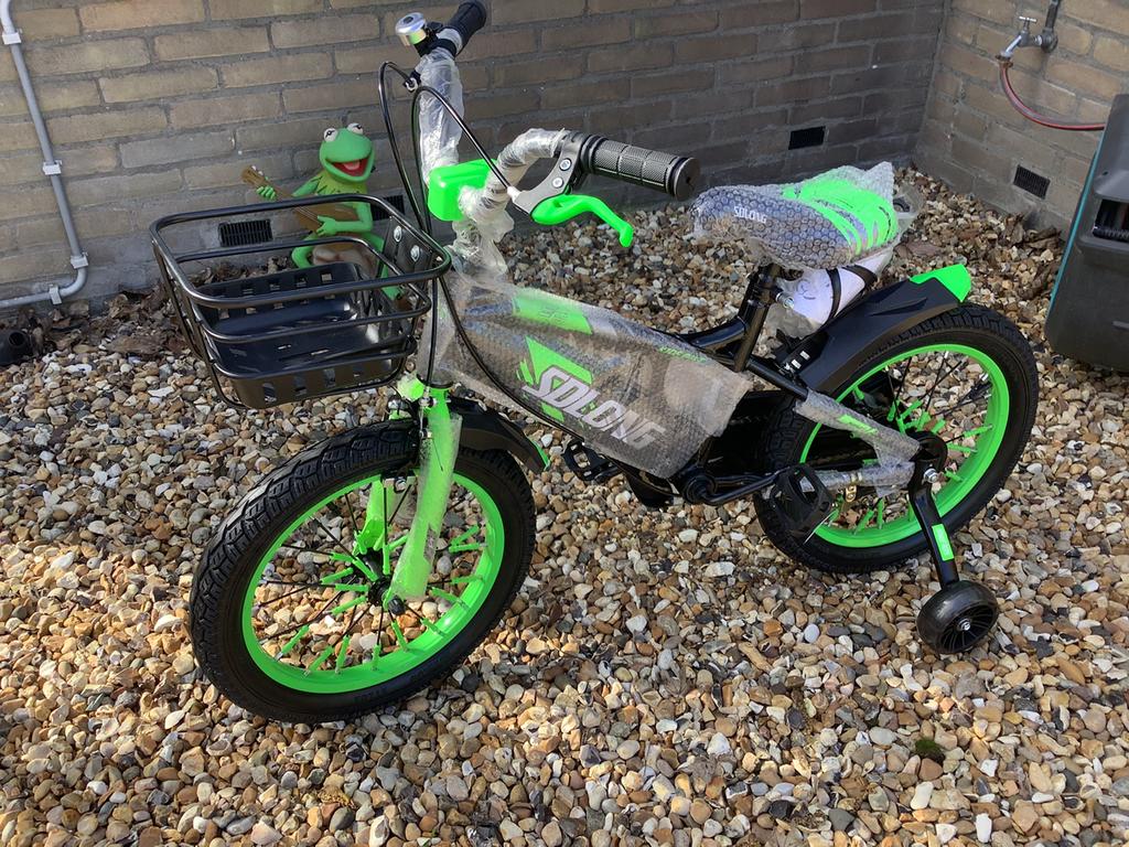 Nieuwe 16 inch kinderfiets met handrem en zijwieltjes, Ophalen, 16 inch