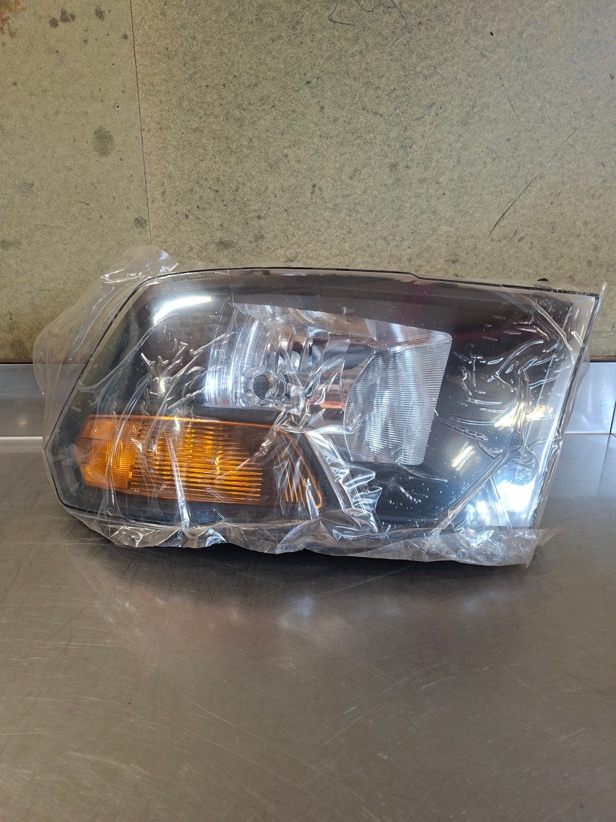 Koplamp voor Dodge Ram 1500 (2009-2018) - Nieuw, Ophalen of Verzenden, Nieuw, Dodge