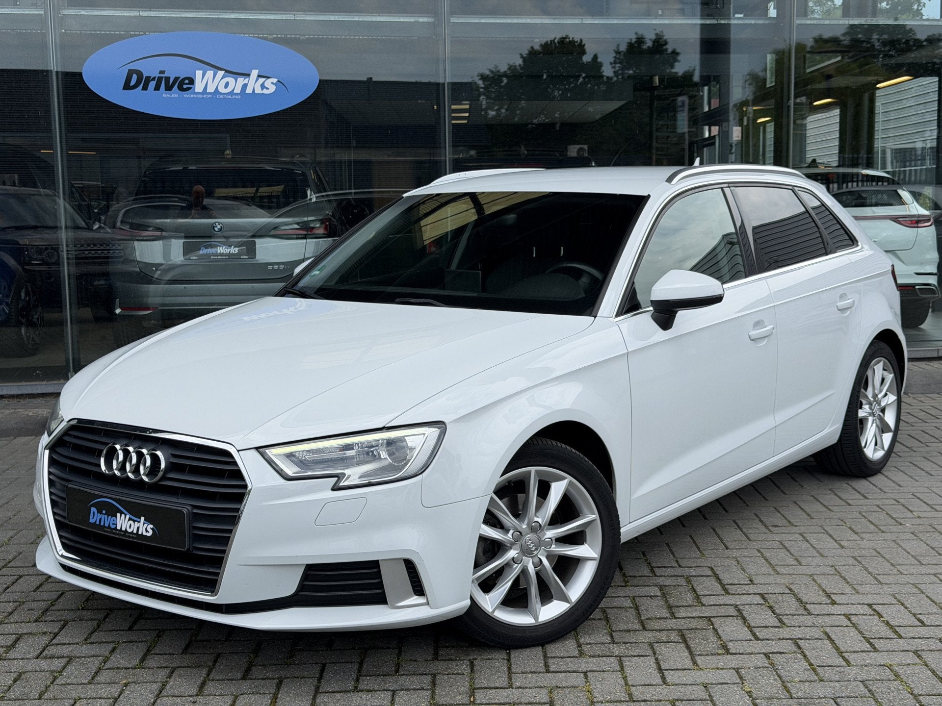 Audi A3 Sportback 1.0 TFSI Sport S Line Edition | Carplay In, Auto's, Stof, Gebruikt, Met garantie (alle), Automatische klimaatregeling