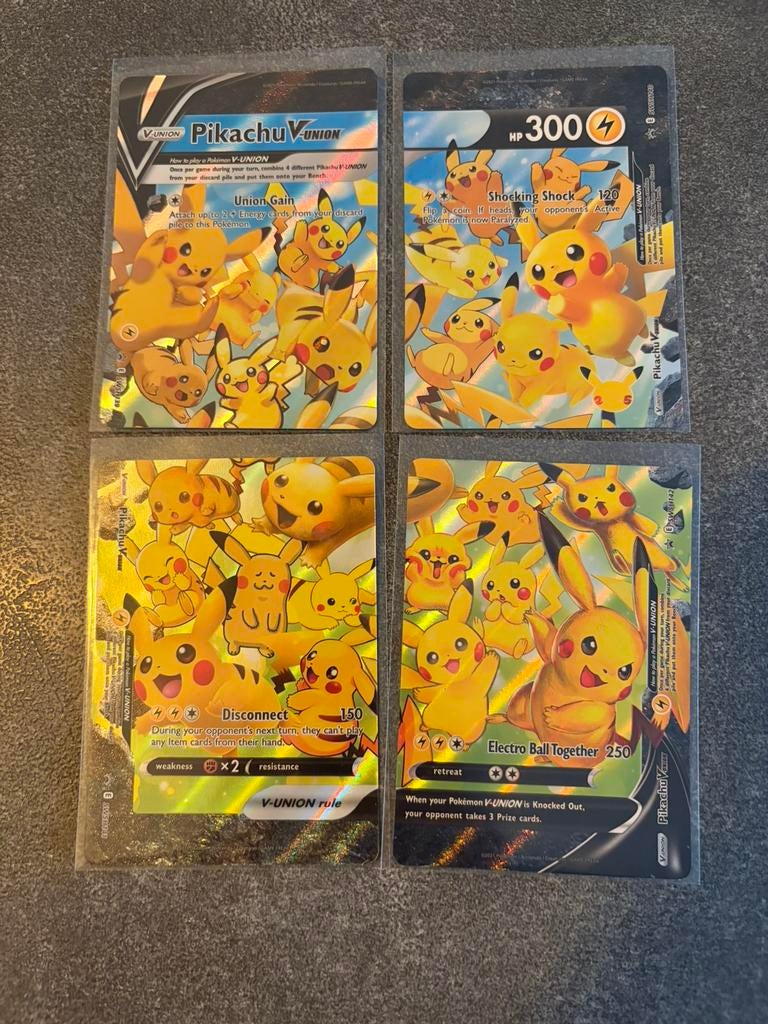 Pokémon Pikachu V-Union promo set swsh 139-140-141-142, Ophalen of Verzenden, Zo goed als nieuw