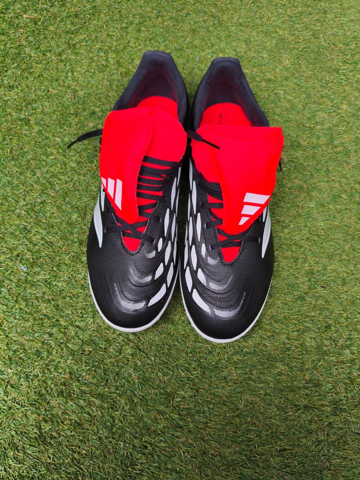 Voetbalschoenen kunstgras 45 1/3, Maat XS of kleiner, Schoenen, Nieuw, Ophalen of Verzenden