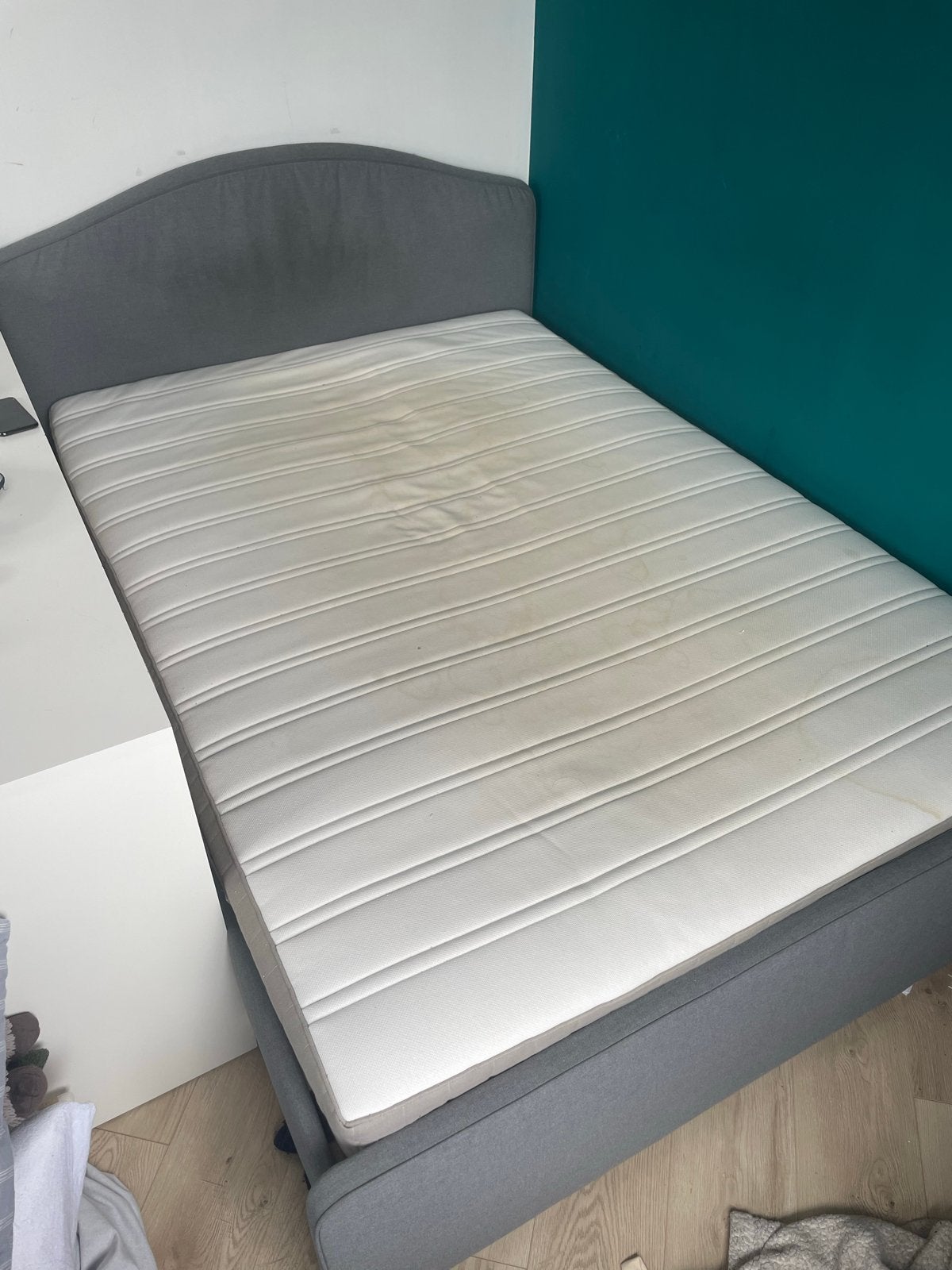 IKEA HAUGA bed (150x200) with HAMARVIK mattress (140x200), Huis en Inrichting, Slaapkamer | Bedden, Ophalen, Gebruikt, Tweepersoons