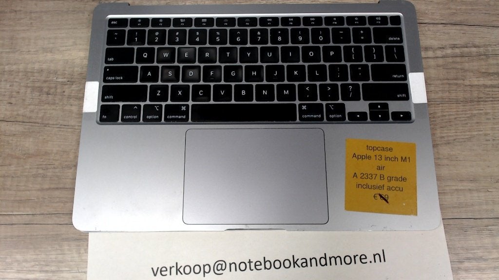 MacBook Air A2337 M1(2020) – Onderdelen, Ophalen of Verzenden, Gebruikt