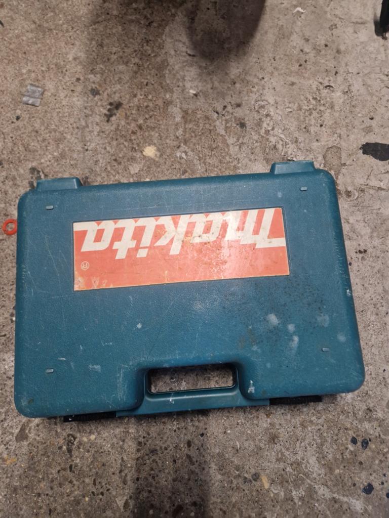 Makita Boor- en Schroefmachine 12V - Defect voor de handige, Ophalen of Verzenden, Gebruikt, Minder dan 400 watt, Boor- en Schroefmachine