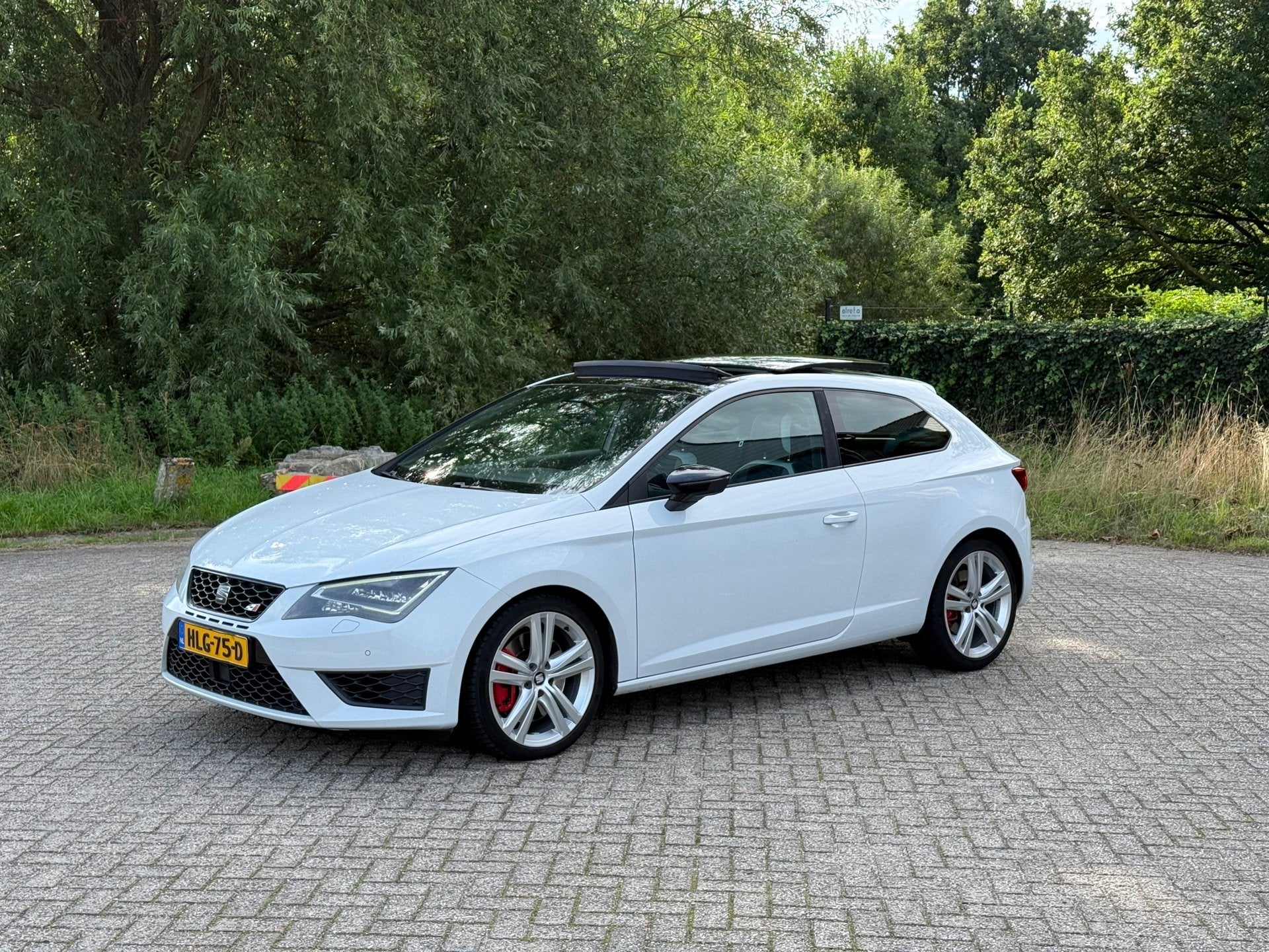 Seat LEON SC CUPRA 265PK I PANO I KLEPSYSTEM I PDC I VOLL ON, Euro 5, Gebruikt, 1984 cc, Leon