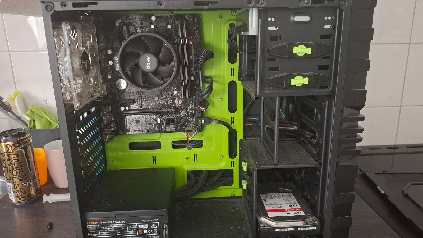 AMD PC, DDR4 , Radeon Vega Graphics, Ophalen, Gebruikt, HDD, 8 GB