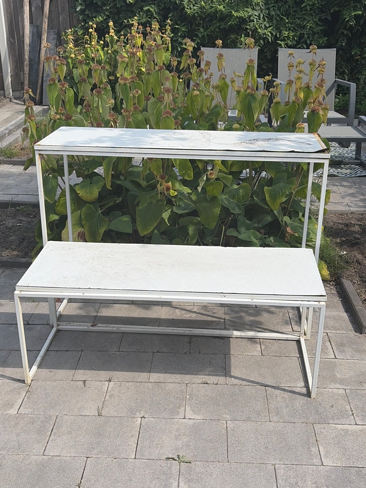 Set van 2 witte metalen tafels/plantenstandaards, Ophalen, 50 – 75, Gebruikt, 100 tot 150 cm