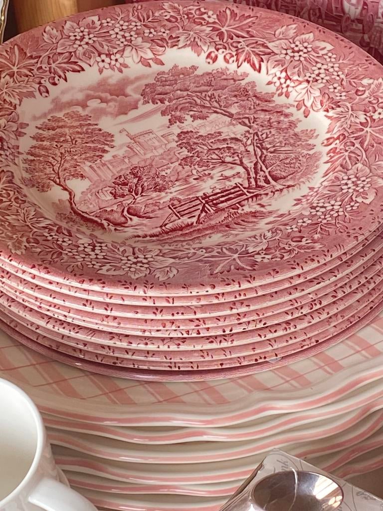 4x dinerbord Stoneware England burgt creme roze rood, Huis en Inrichting, Woonaccessoires | Onderzetters, Nieuw, Bord, Ophalen of Verzenden