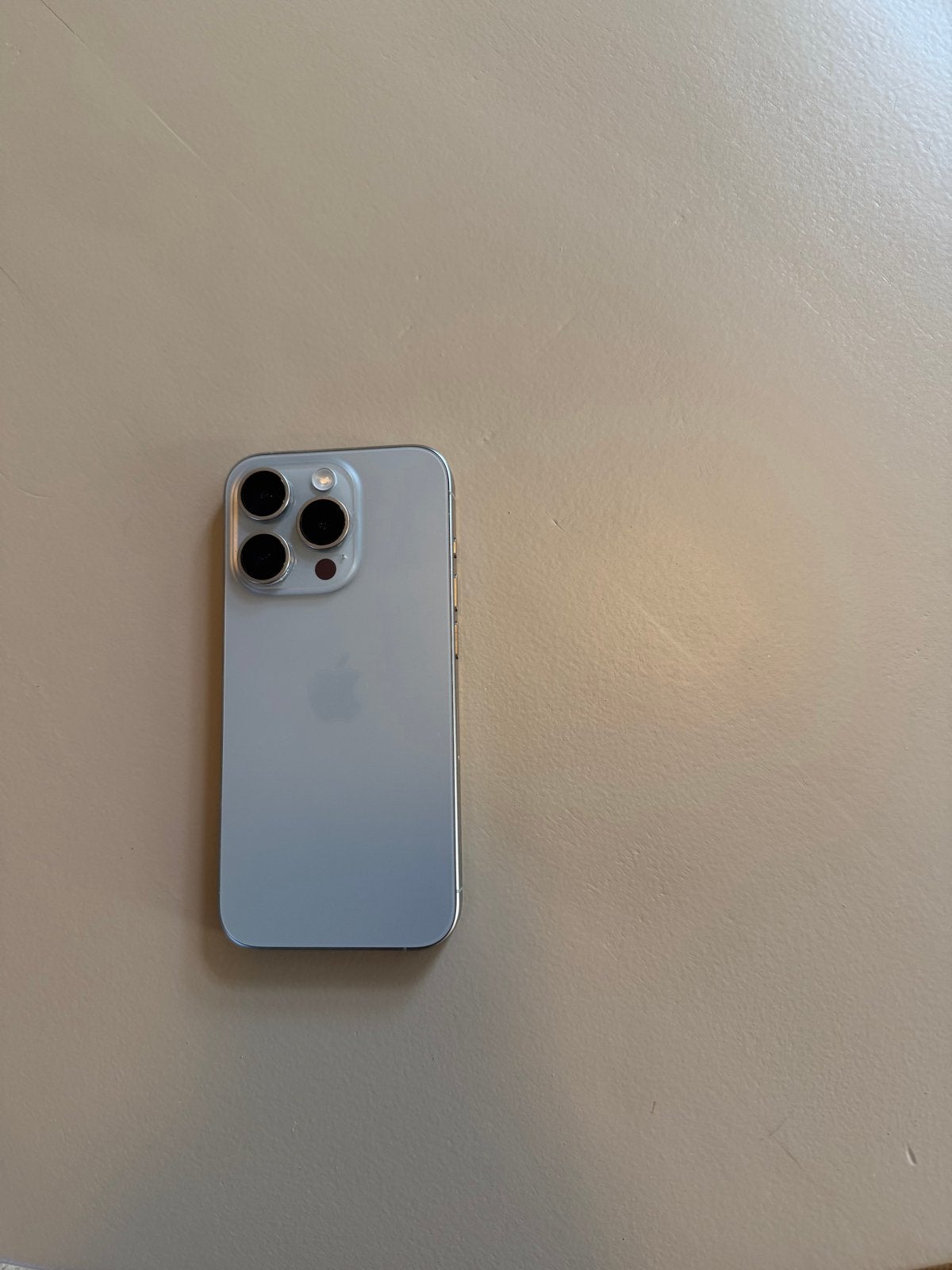 iPhone 15 Pro 128GB - Batterij 87% - Naturel titanium, Telecommunicatie, Mobiele telefoons | Apple iPhone, Ophalen, 128 GB, Zo goed als nieuw