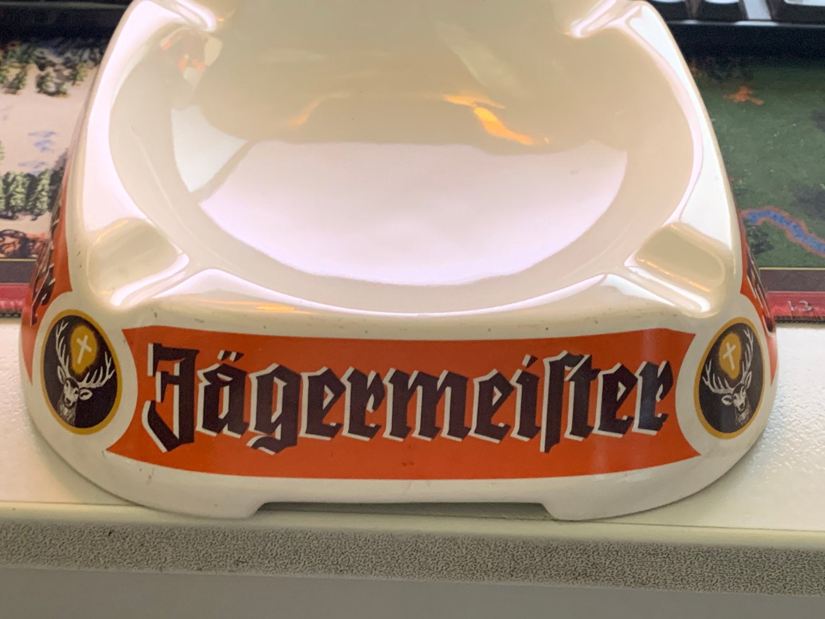 Vintage Jagermeister Jägermeister asbak 20 x 20 cm, Verzamelen, Ophalen of Verzenden, Zo goed als nieuw, Asbak