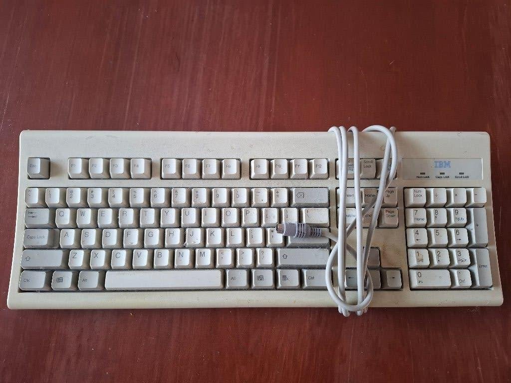 IBM retro toetsenbord KB-8923, Ophalen, IBM