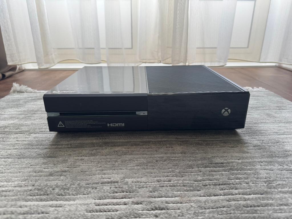 Xbox One Console Werkend met Voeding, Xbox One, Ophalen of Verzenden, Zo goed als nieuw, Zonder controller