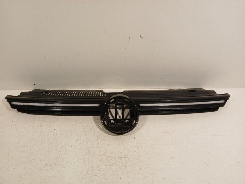 Grille Volkswagen Golf, Onderdelen@venauto.nl, Van der Ven Autorecycling B.V., Gebruikt, Ettenseweg 76, 4706 PB Roosendaal, The Netherlands