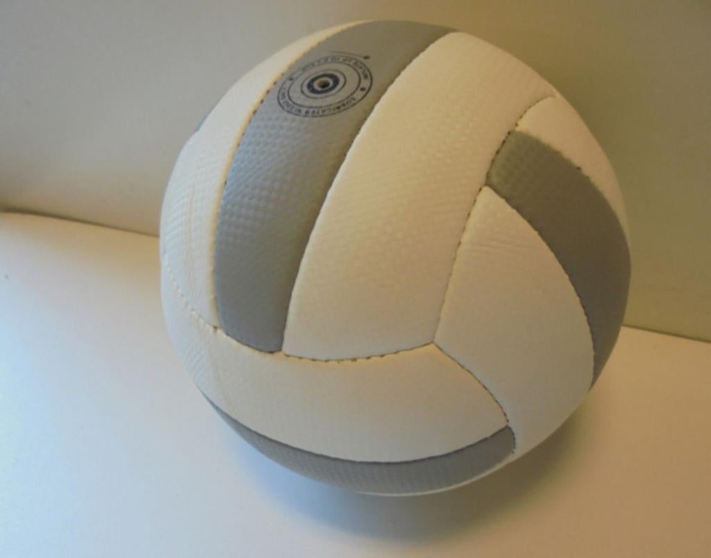 10 stuks Volleyballen, Ophalen of Verzenden, Zo goed als nieuw, Bal