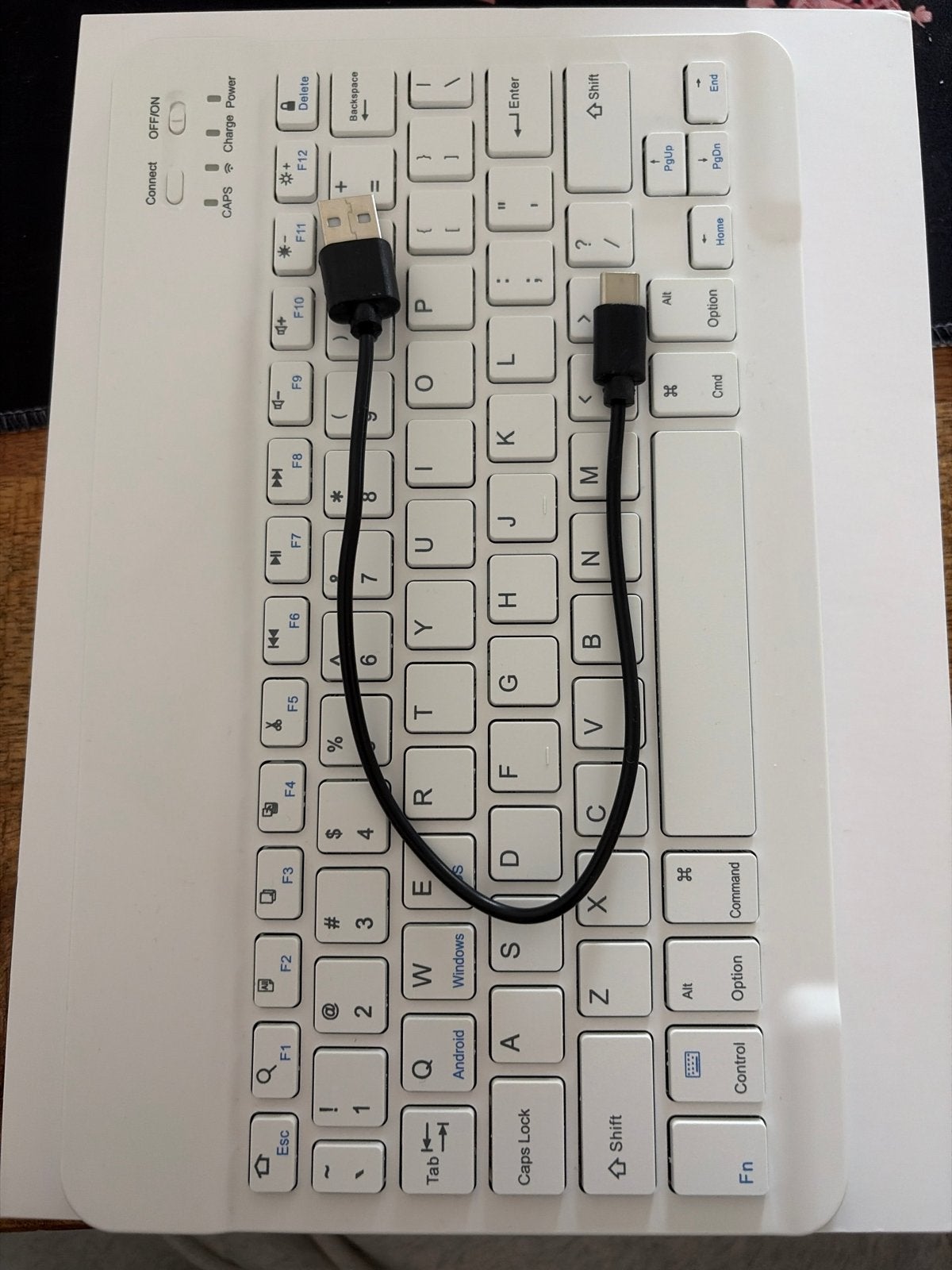 Foto 4 van iPad Air5 256GB Wifi + Cellular + Apple Pencil + toetsenbord
