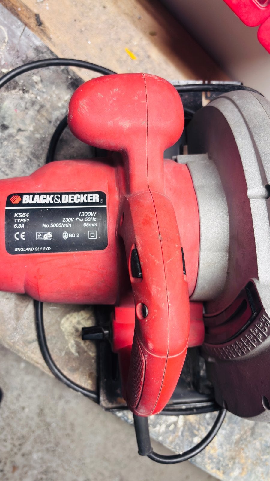 Black & Decker Cirkelzaag KS64 - 1300W, 65mm zaagdiepte, Ophalen, Gebruikt, Cirkelzaag, 70 mm of meer