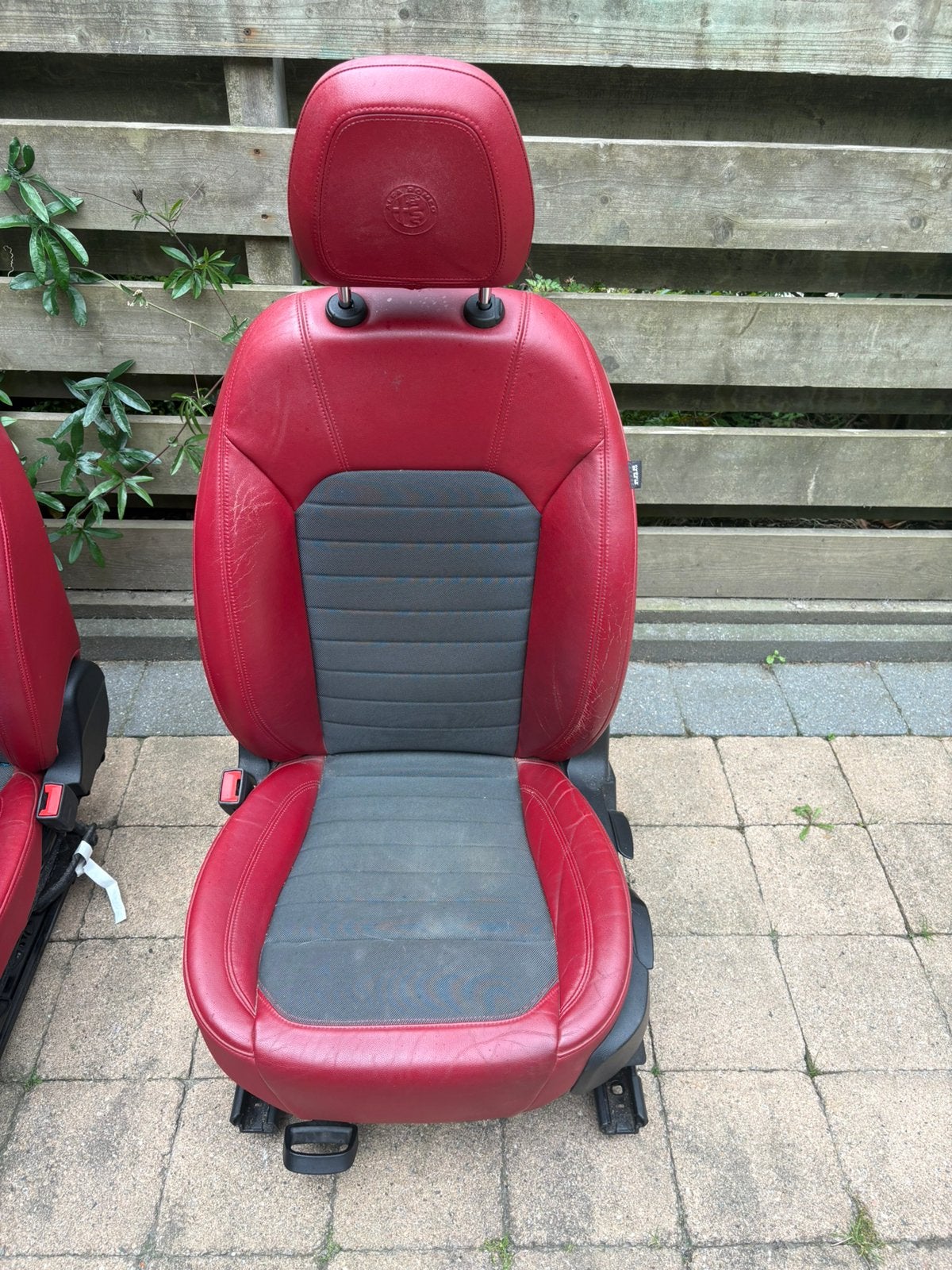 Alfa Giulia Set - voorstoelen en achterbank compleet, Ophalen, Gebruikt, Alfa Romeo