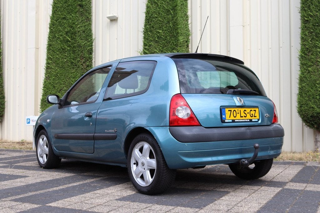 Renault Clio 1.2-16V Dynamique Airco, Stof, Gebruikt, 31 €/maand, 4 cilinders