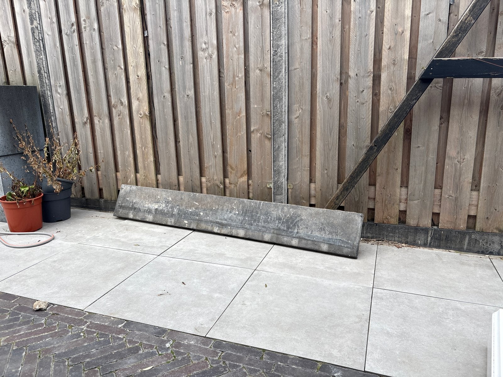 Betonnen biels voor onder schuttingdeel, Ophalen, Gebruikt, Biels, 200 cm of meer