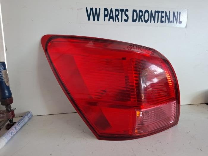 Achterlicht links van een Nissan Qashqai, Gebruikt, -, Verzenden, -