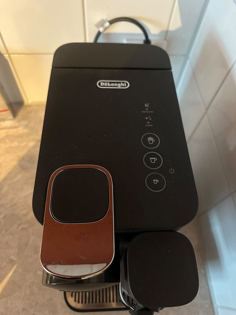 Foto 4 van Nespresso Coffee Machine DeLonghi