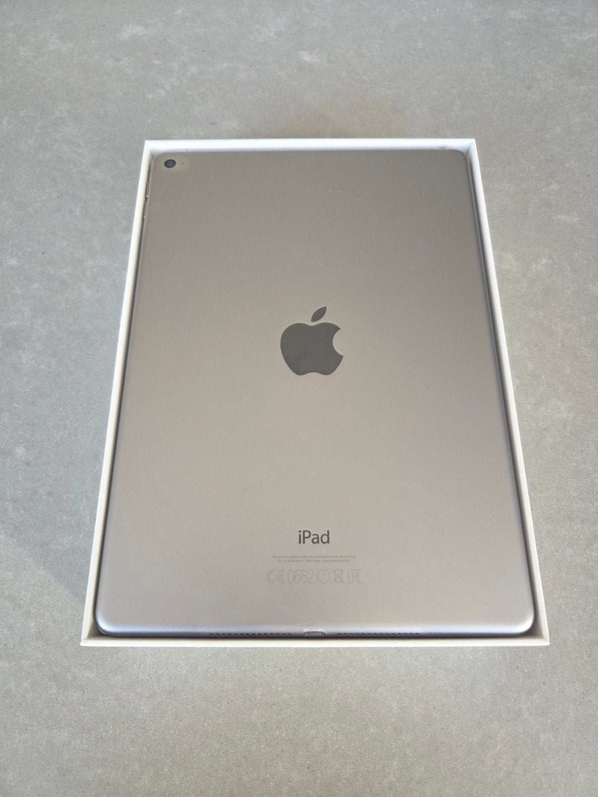 Foto 4 van Ipad Air 2, 32GB, wifi!