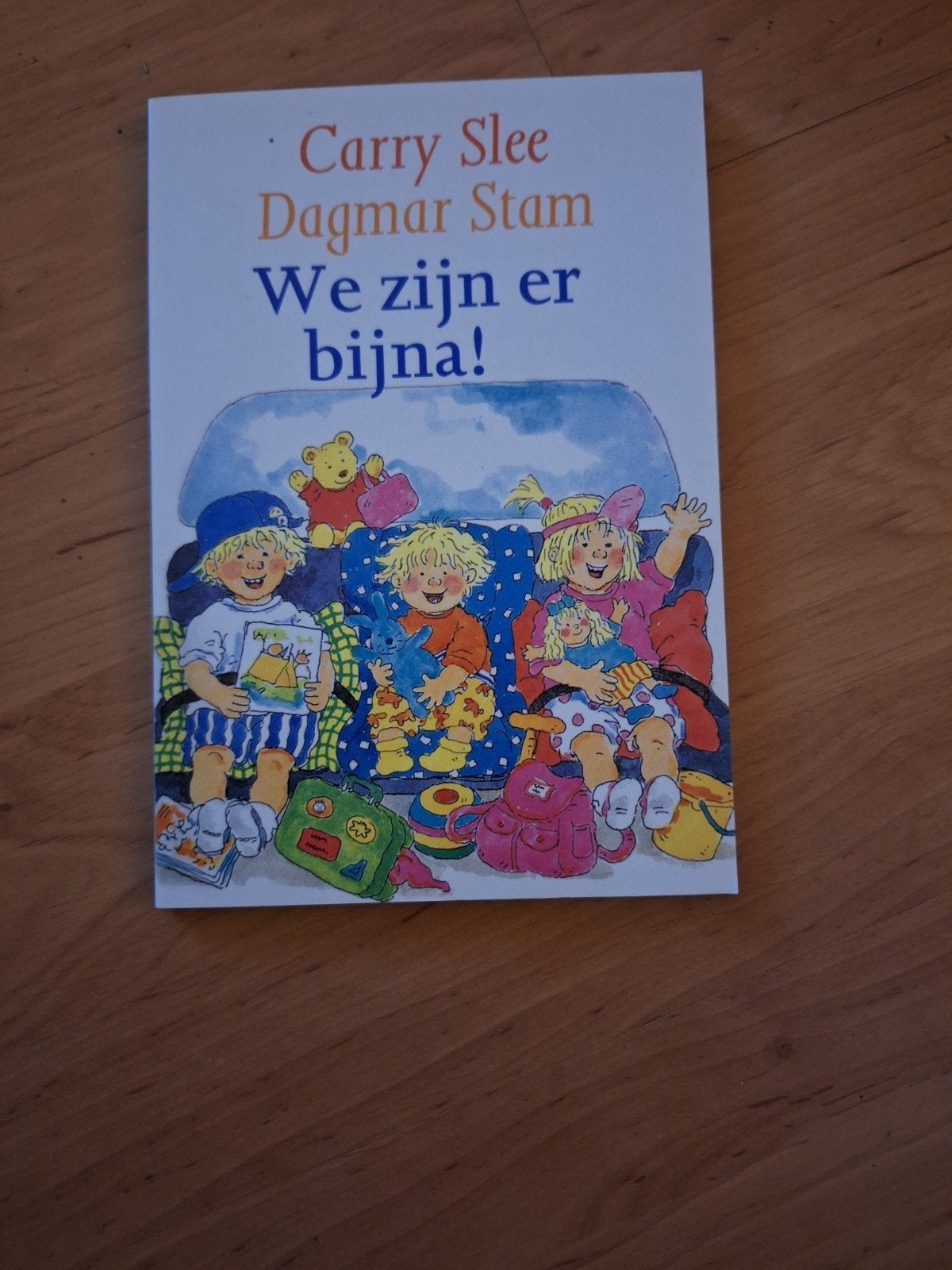 We zijn er bijna! Van Carry Slee nieuw, 5 of 6 jaar, Fictie algemeen, Jongen of Meisje, Carry Slee