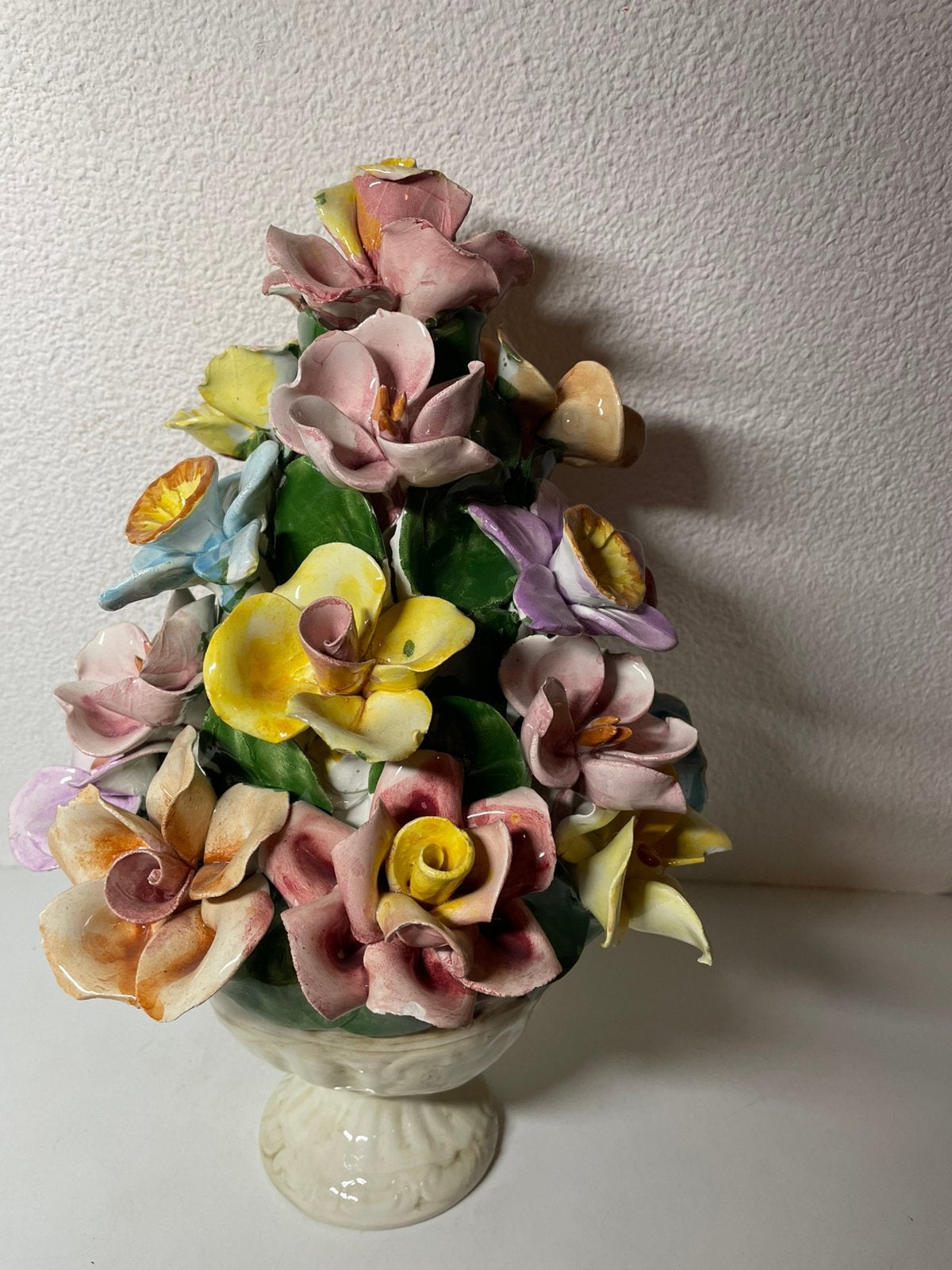 Vecchia Bassano Poseleinde Bloemen Bouquet, Antiek en Kunst, Antiek | Keramiek en Aardewerk, Ophalen