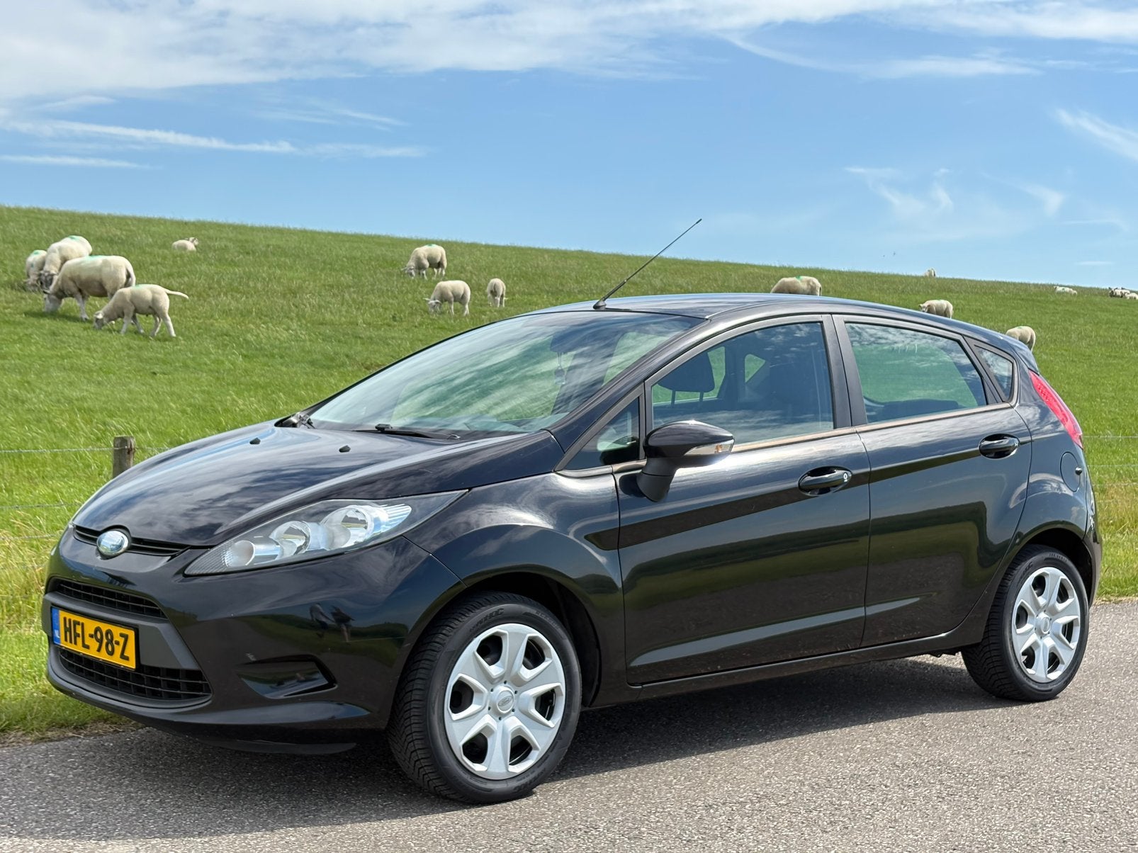 Ford Fiësta 1.25 5DR 2010 Zwart | Airco | Nw Apk | Goed oh, Voorwielaandrijving, Stof, 600 kg, 1242 cc