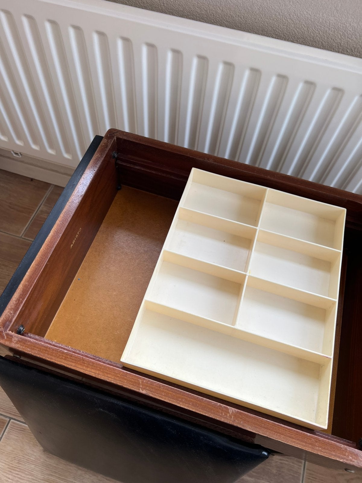 Vintage naaibox nieuwstaat, Hobby en Vrije tijd, Naaien en Fournituren, Ophalen, Zo goed als nieuw