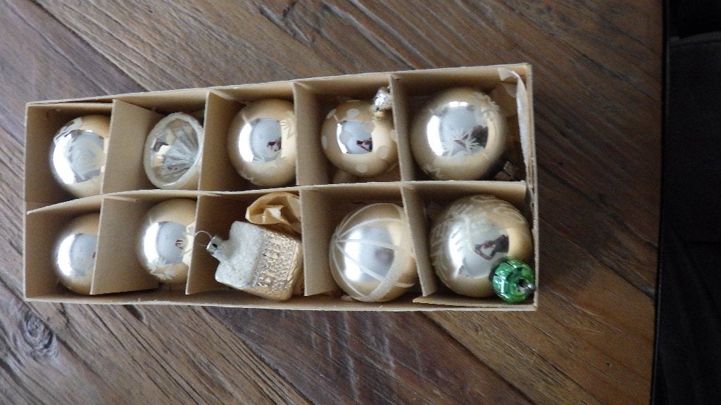 mooie oude zilverkleurige kerstballen, Ophalen of Verzenden