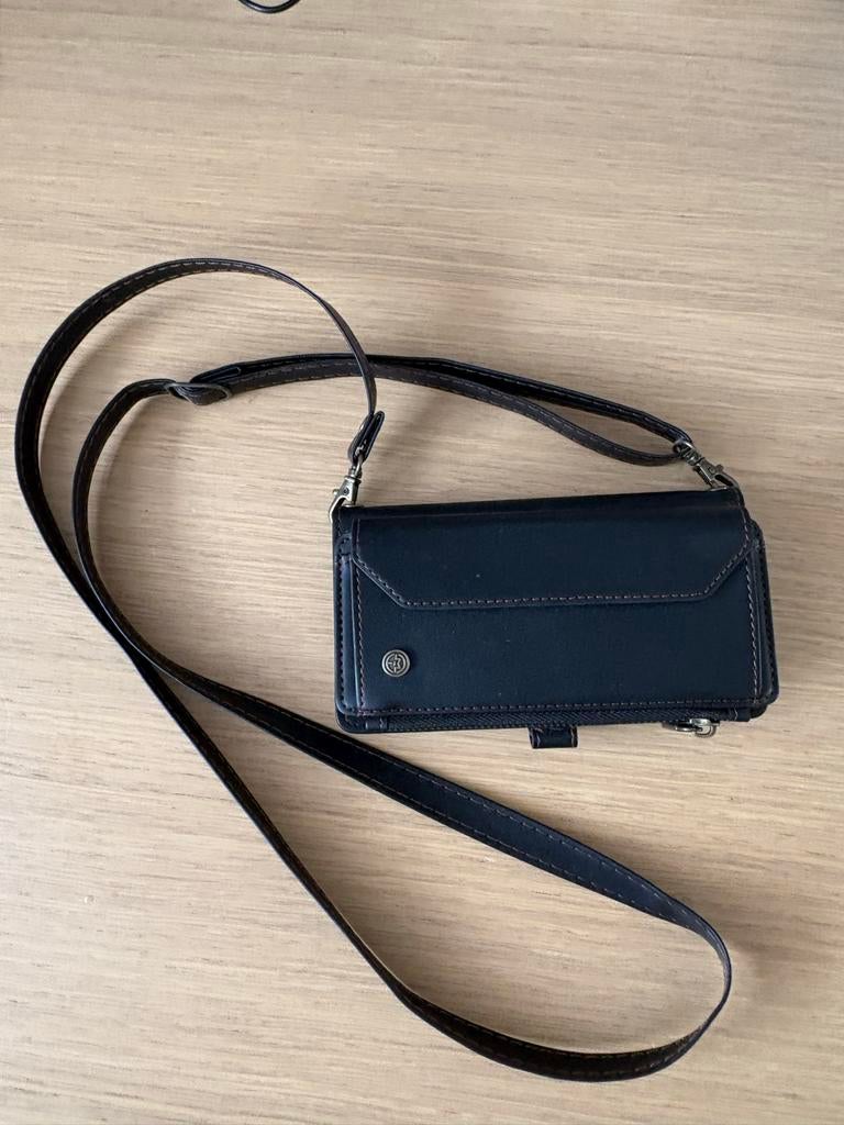CaseMe Telefoonhoesje Zwart met Bruine Stikrand, Ophalen of Verzenden, Nieuw, Hoesje of Tasje