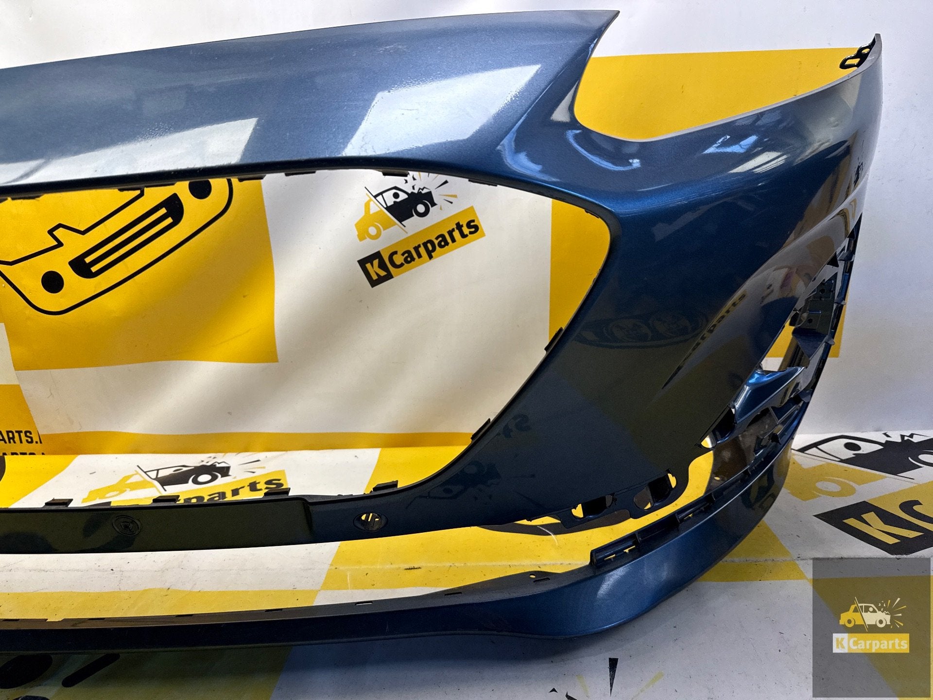 Ford Kuga Mk3 ST-Line voorbumper origineel 19-24 LV4B-17F003, Gebruikt, Info@ford.com, Links, Ophalen of Verzenden