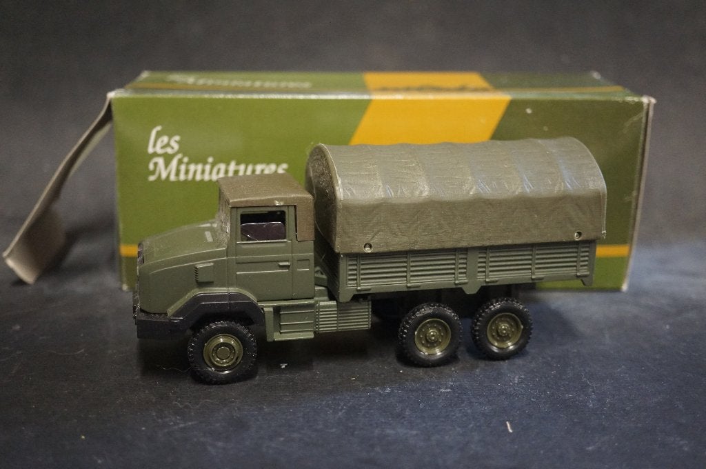 Solido Renault militaire vrachtwagen - 1/50 - TOP, Ophalen of Verzenden, Zo goed als nieuw, Bus of Vrachtwagen, Overige merken
