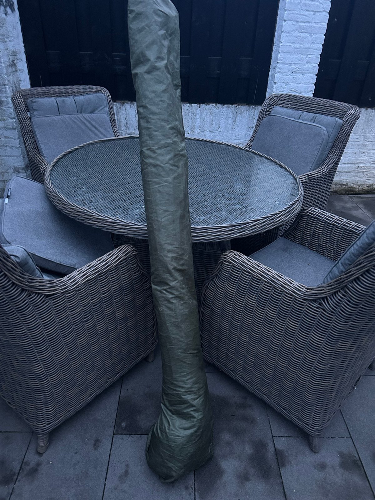 Grote parasol met hoes - Ideaal voor te vissen of terras, Ophalen of Verzenden, Gebruikt, 2 tot 3 meter, Stokparasol