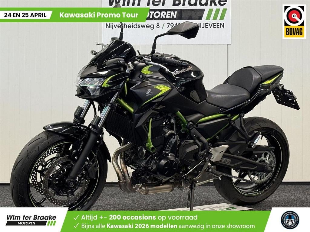 Kawasaki Z 650 ABS (bj 2022) 5,941 km, Motoren, 2 cilinders, 649 cc, Bedrijf, Onbekend