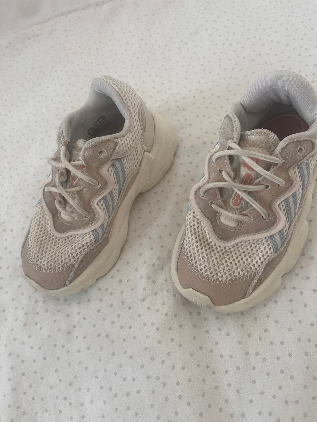 Adidas Ozweego, Ophalen of Verzenden, Zo goed als nieuw, Jongen of Meisje
