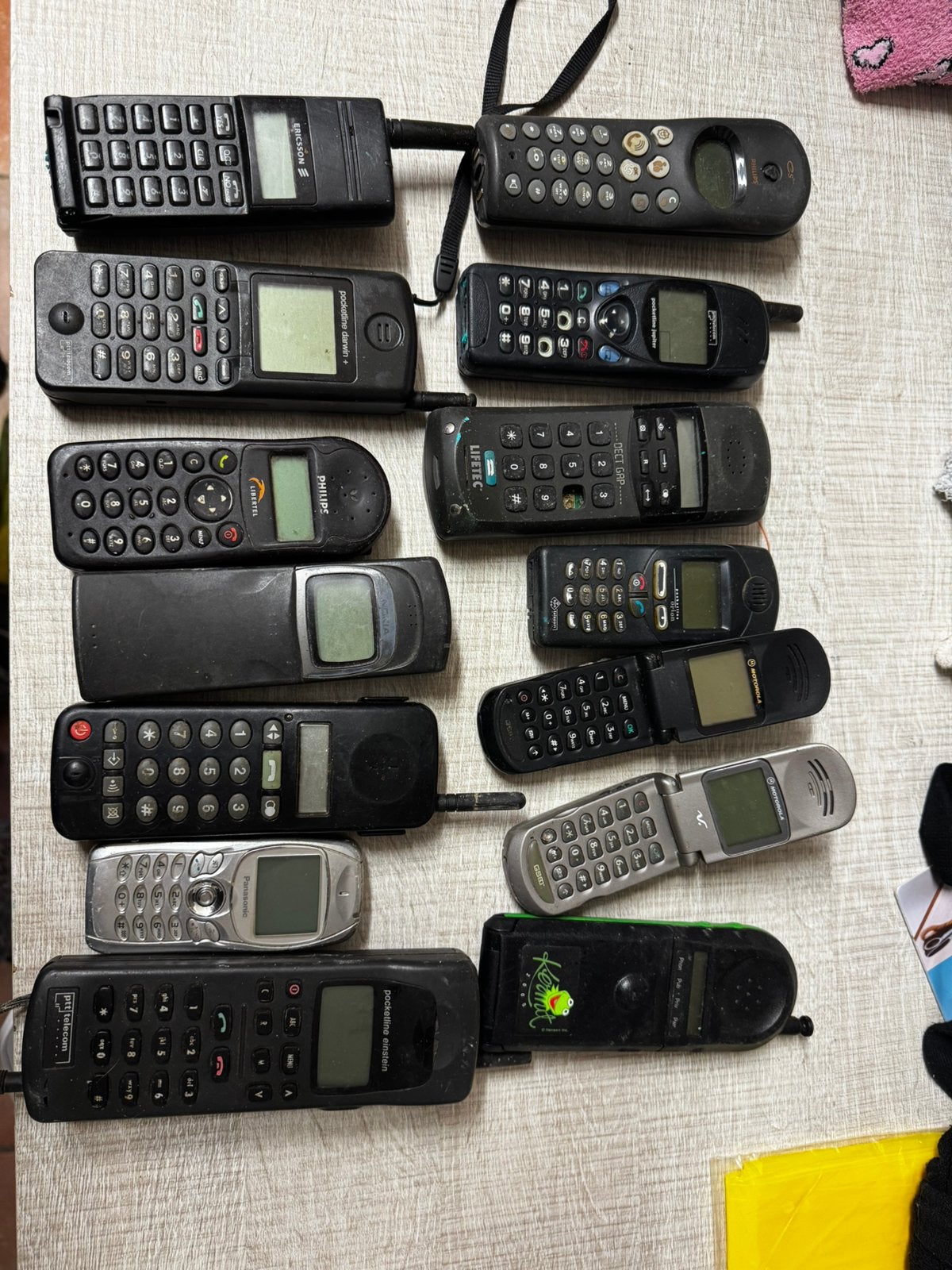 Oude mobiele telefoons • nokia • kermit • philipps •, Verzamelen, Elektronische Apparatuur, Overige typen, Ophalen of Verzenden