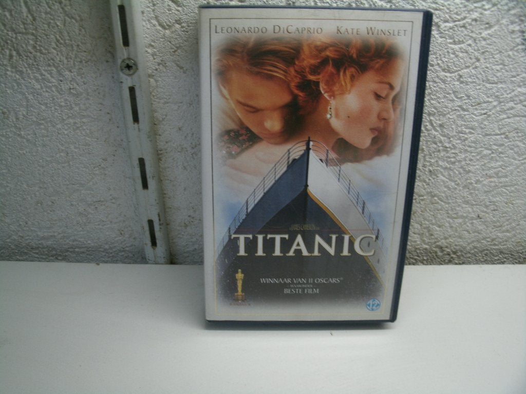 vhs 84b titanic, Alle leeftijden, Ophalen of Verzenden, Zo goed als nieuw, Actie en Avontuur
