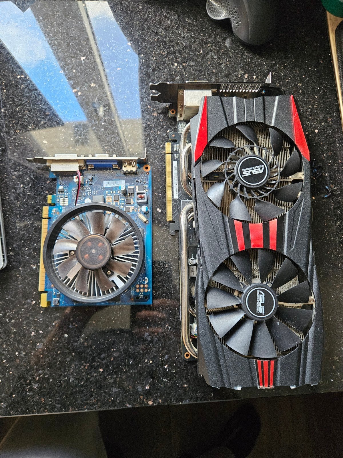 Asus radeon r 280x 3GB Nvidia GTX 750 1GB, Computers en Software, Ophalen of Verzenden, GDDR5, HDMI