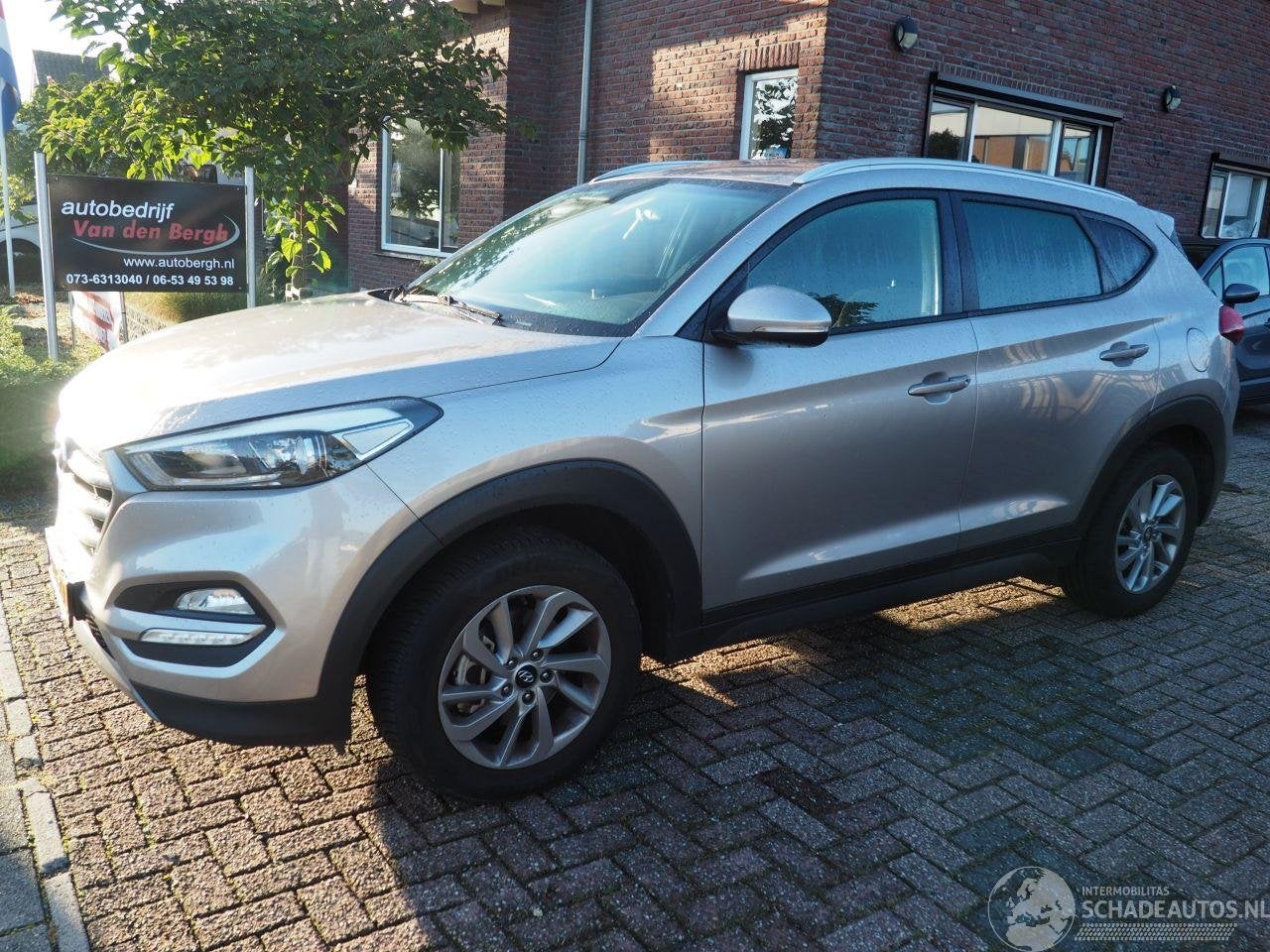 Hyundai Tucson 1.6 Gdi Comfort (bj 2016), Auto diversen, Hyundai Motor Deutschland GmbH, Handgeschakeld, Kaiserleipromenade 5 ,63067, Offenbach am Main, Deutschland
