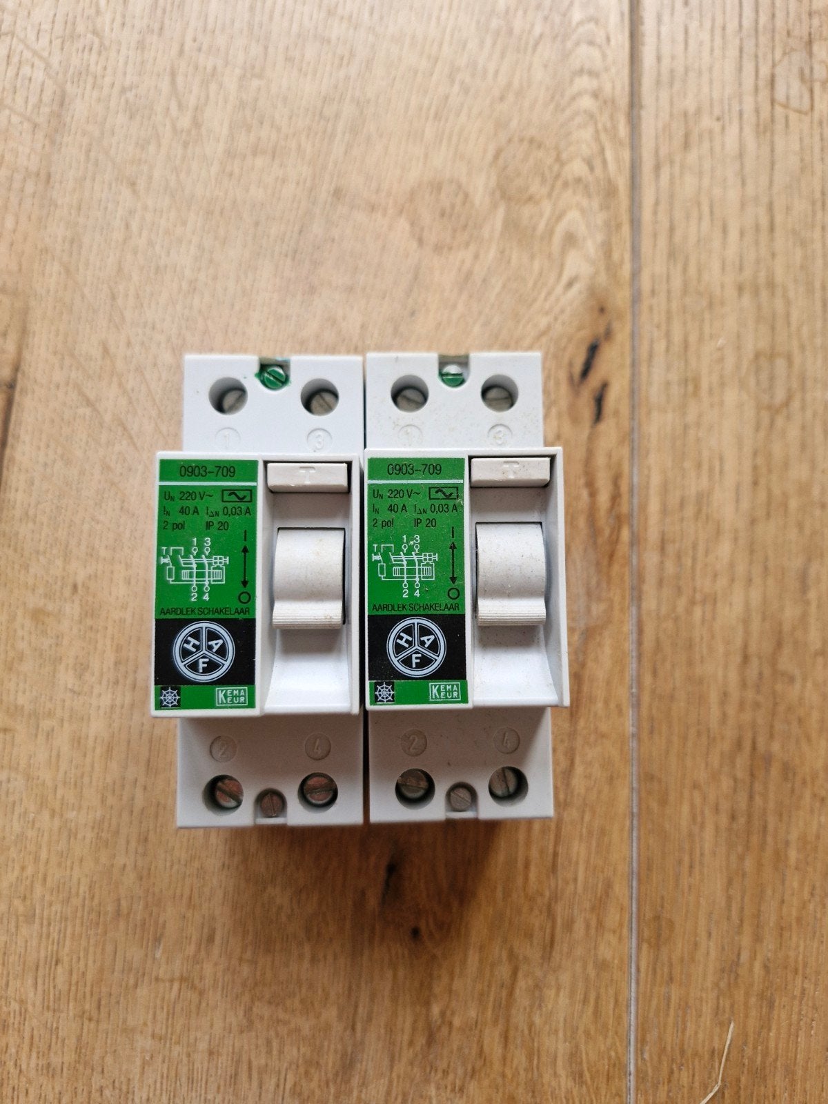 ABB HAF aardlekschakelaars 40A 30 mA 1 fase, Hobby en Vrije tijd, Ophalen of Verzenden