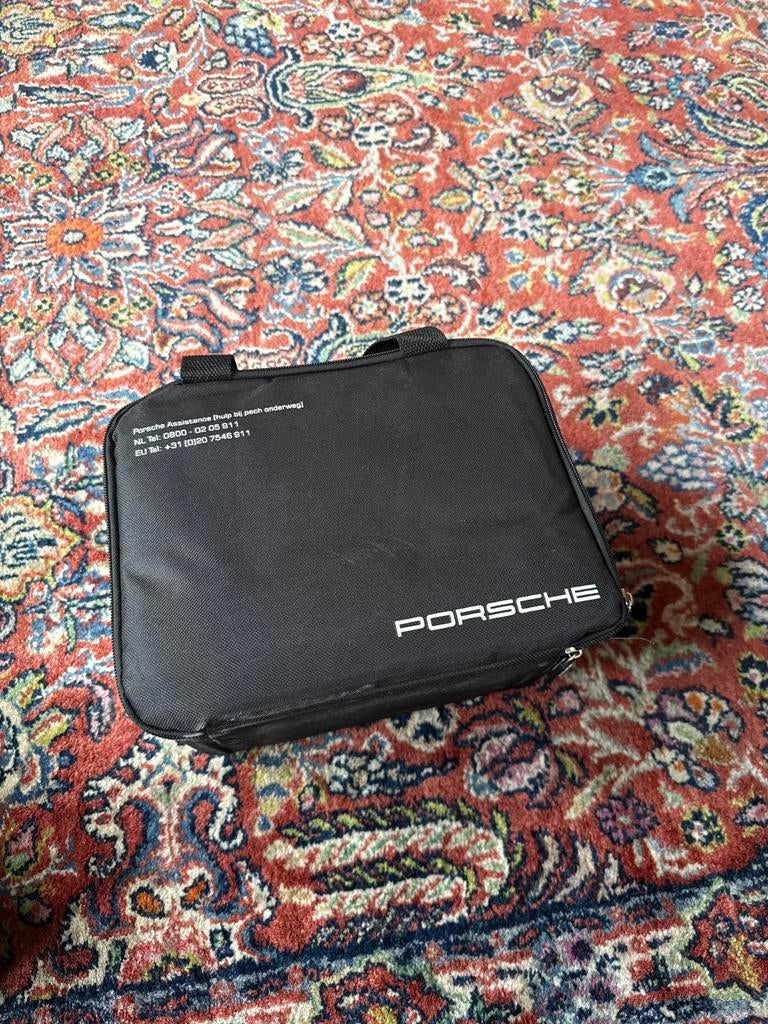 Originele Porsche veiligheidsset EHBO, Auto diversen, Auto-accessoires, Ophalen of Verzenden, Nieuw