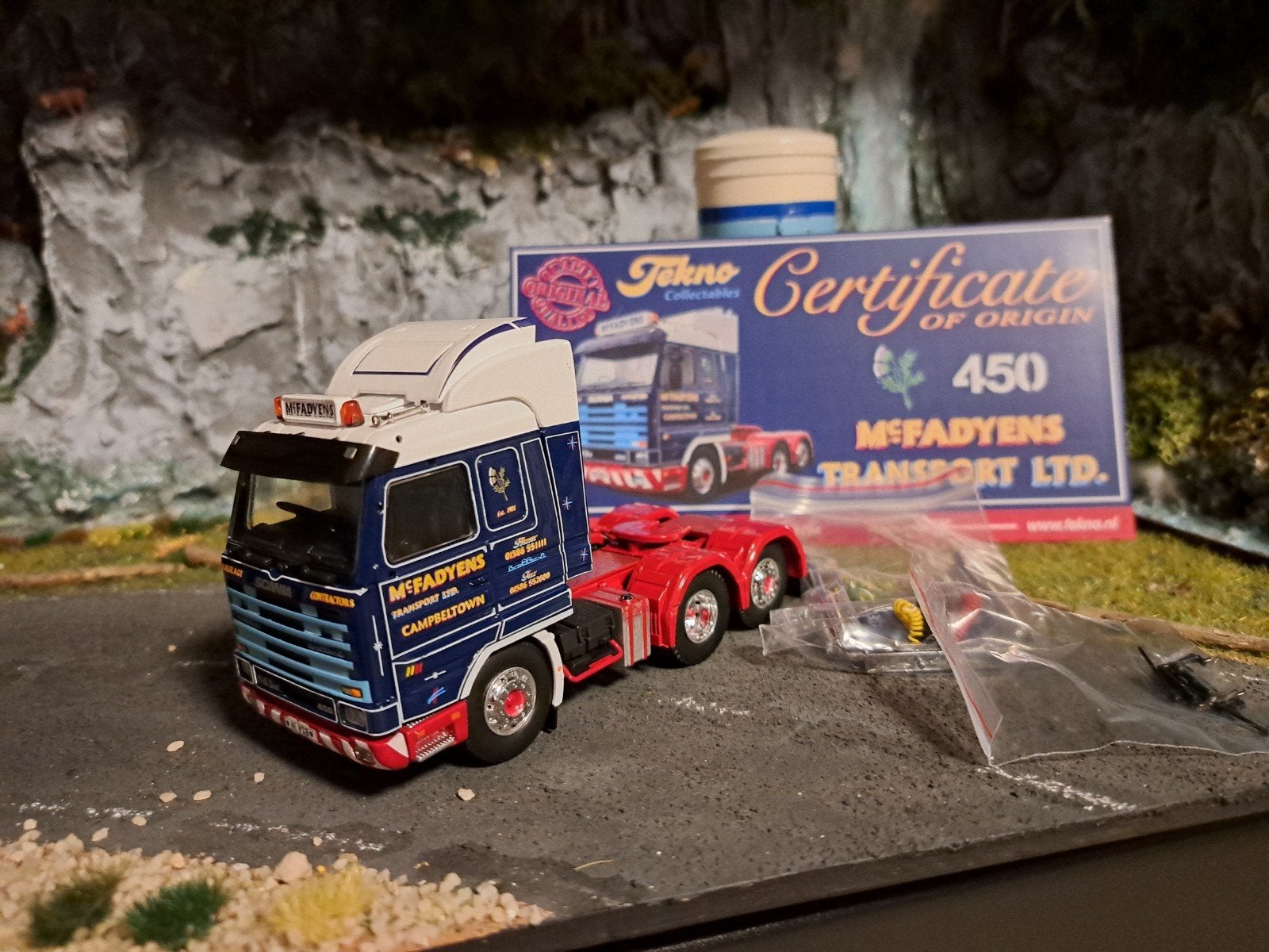 Tekno Scania Mcfadyens, Hobby en Vrije tijd, Modelauto's | 1:50, Ophalen of Verzenden, Nieuw, Bus of Vrachtwagen, Tekno