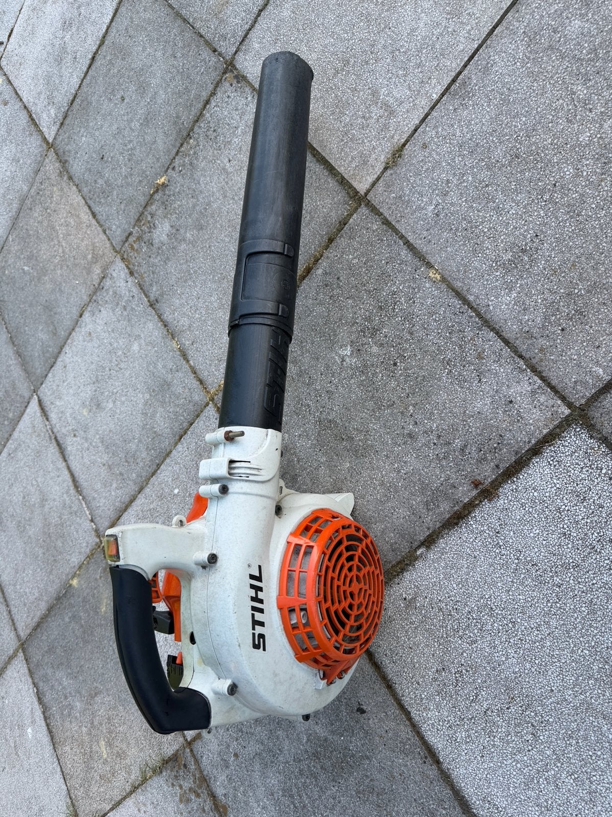 Stihl SH85 Bladblazer - Nagekeken en Werkt Perfect!, Tuin en Terras, Bladblazers, Ophalen, Gebruikt, Benzine, Handgedragen